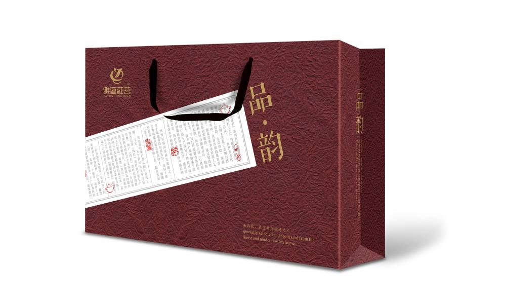 红酒包装设计中传统水墨与欧式浮雕的艺术对话